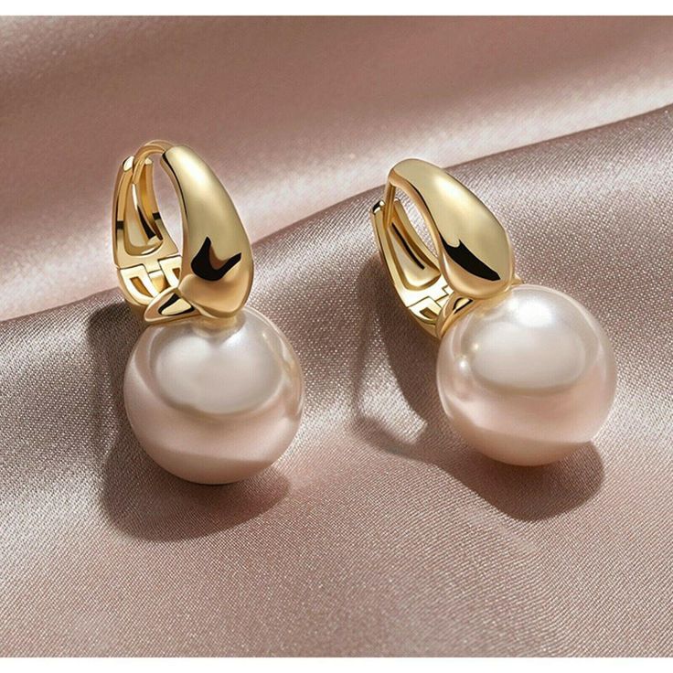 Breast Cancer Awareness | Classic Pearl Earrings